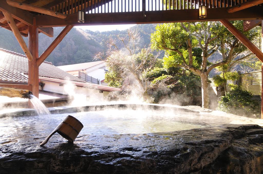 Shirakabeso Hotel Izu  Bagian luar foto