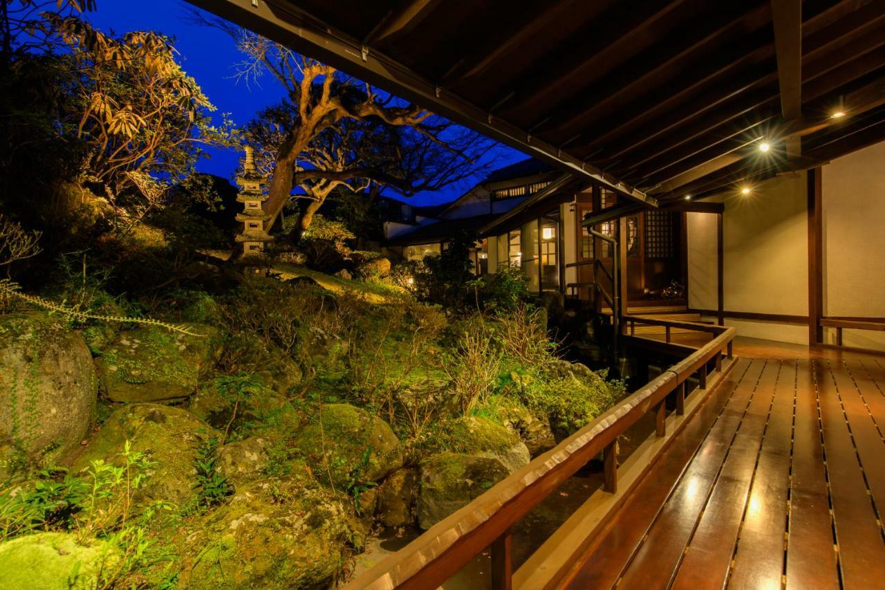 Shirakabeso Hotel Izu  Bagian luar foto
